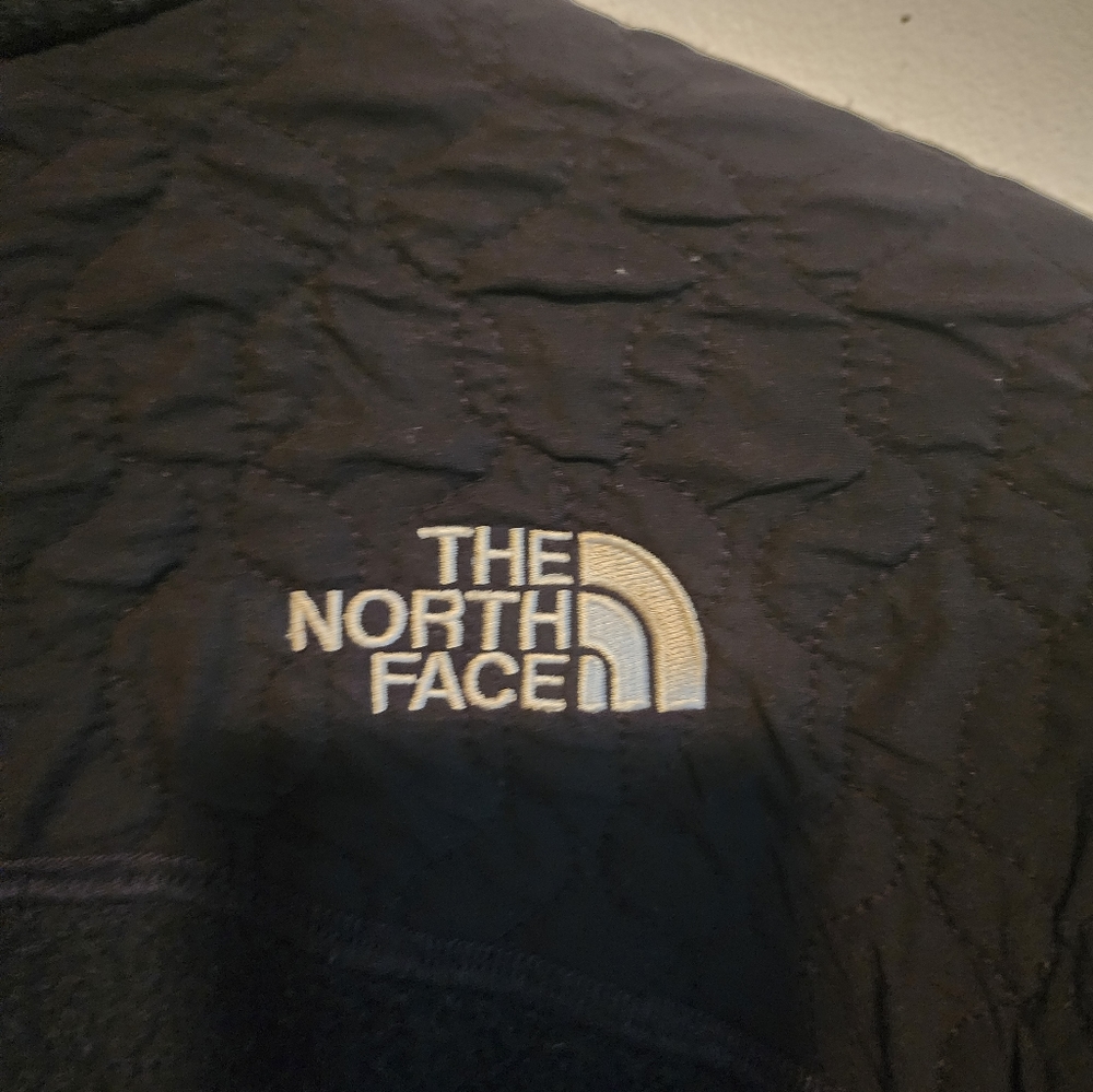 North face - Picture 5 of 5